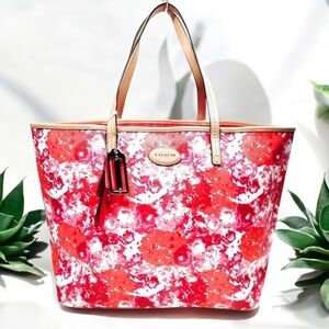 COACH Metro Floral Tote Bag 😍❤️🔥